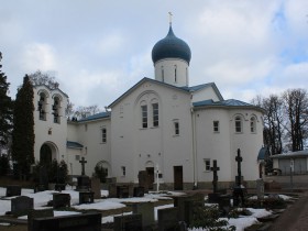 Хельсинки. Церковь Илии Пророка на православном кладбище