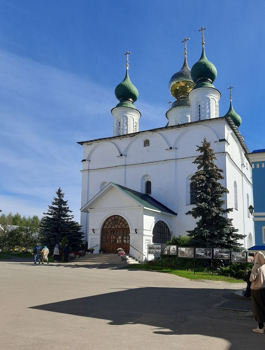Николо-Шартомский мужской монастырь. Собор Николая Чудотворца, Введеньё (Шуйский район, Ивановская область). фасады