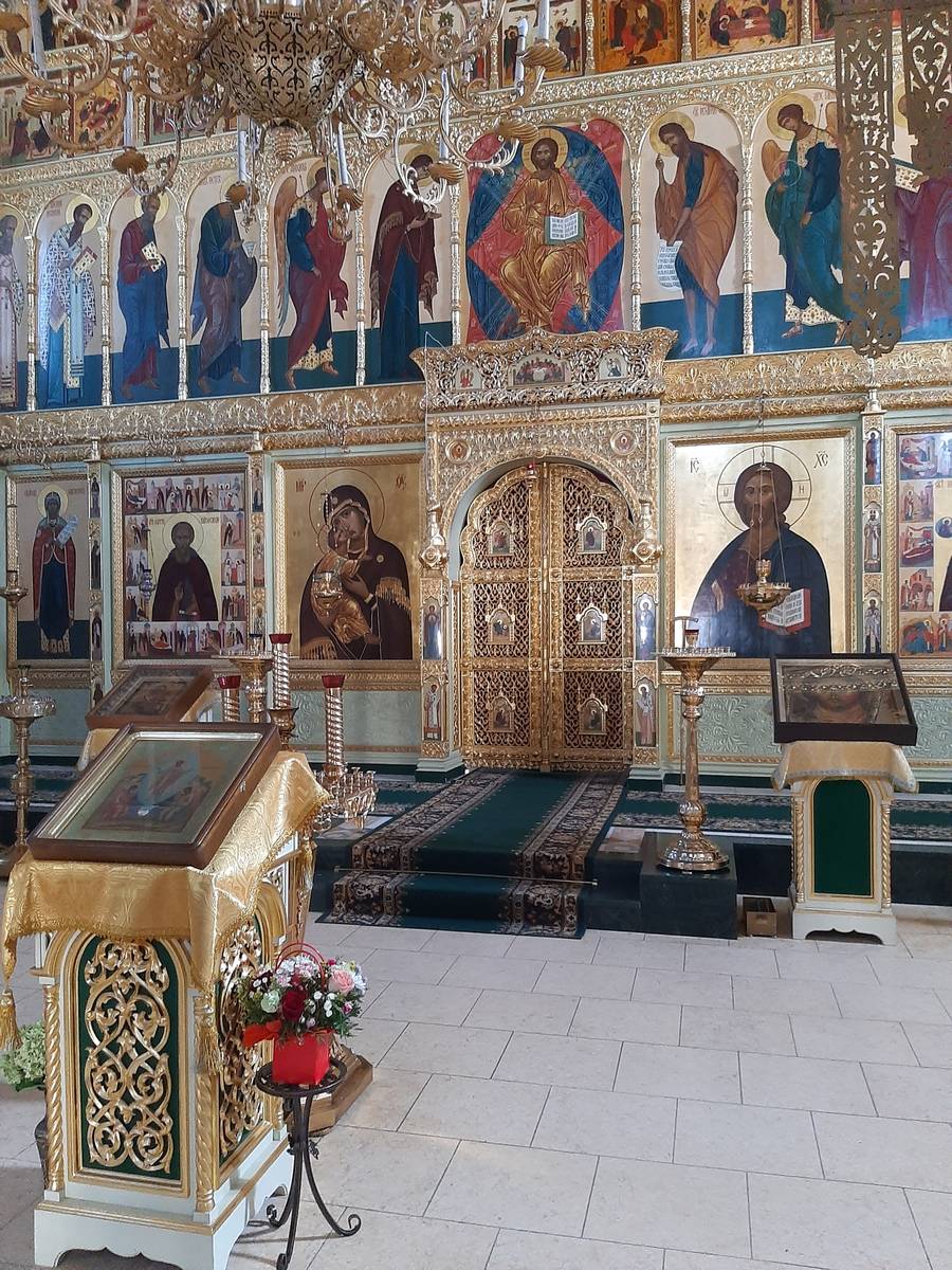 Николо-Шартомский мужской монастырь. Собор Николая Чудотворца, Введеньё (Шуйский район, Ивановская область). интерьер и убранство
