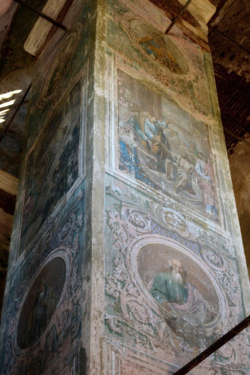 Церковь Троицы Живоначальной, Кой (Сонковский район, Тверская область). интерьер и убранство, Роспись пилонов холодного храма - в правом верхнем углу 
