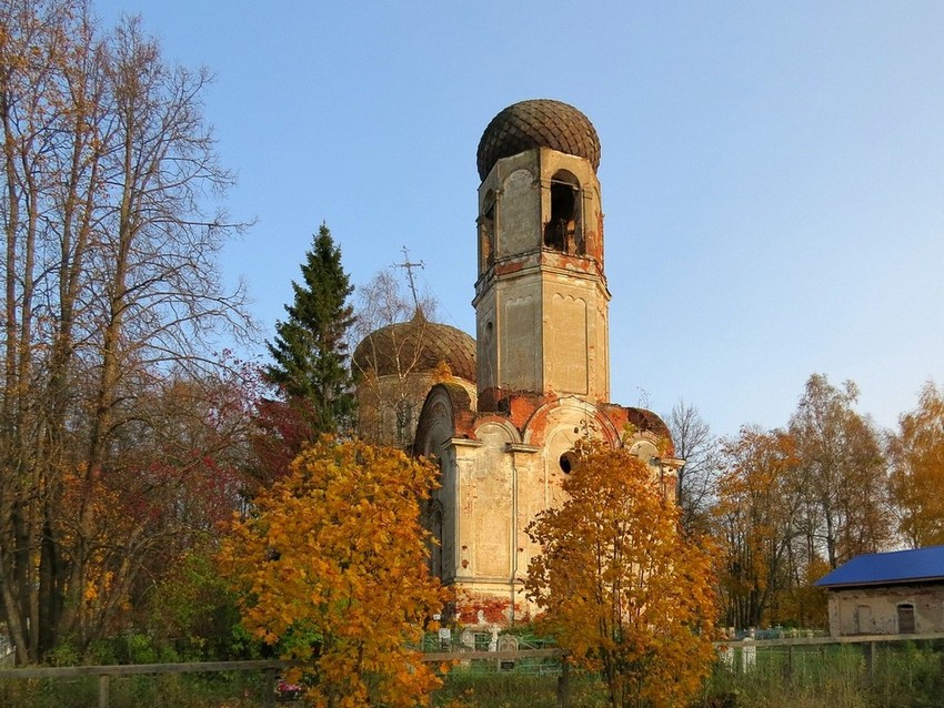 Беляницы. Церковь Троицы Живоначальной. фасады