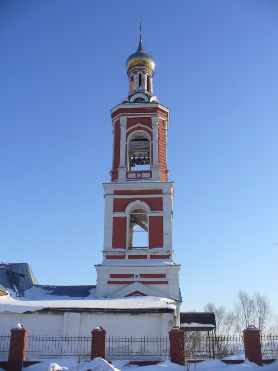 Кировский район. Церковь Николая Чудотворца в Красной Горке. архитектурные детали