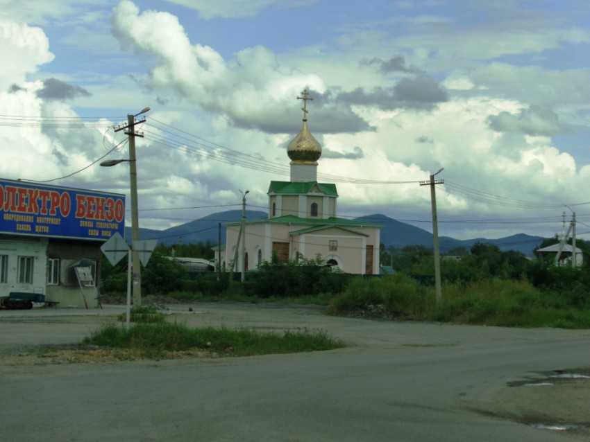 Церковь Михаила Архангела, Сибирцево (Черниговский район, Приморский край). общий вид в ландшафте, Вид с трассы М60