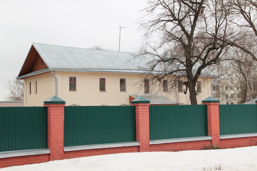 Домовая церковь Иннокентия, митрополита Московского при епархиальном управлении, Ярославль (Ярославль, город, Ярославская область). фасады