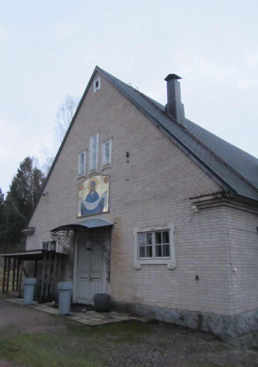 Церковь Покрова Пресвятой Богородицы, Киркконумми (Уусимаа, Финляндия). архитектурные детали