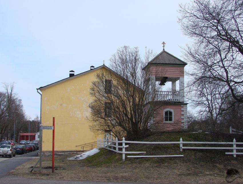 Церковь Казанской иконы Божией Матери, Ловийса (Уусимаа, Финляндия). общий вид в ландшафте