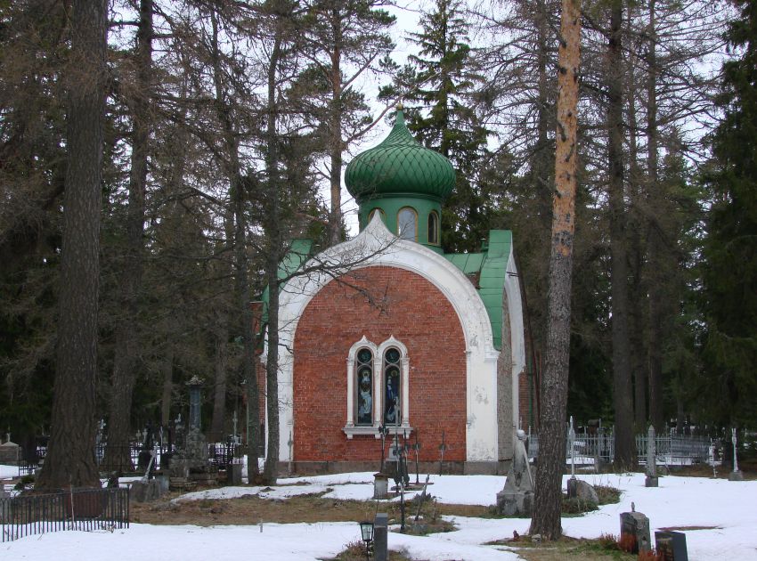 Часовня Казанской иконы Божией Матери, Хамина (Кюменлааксо, Финляндия). общий вид в ландшафте