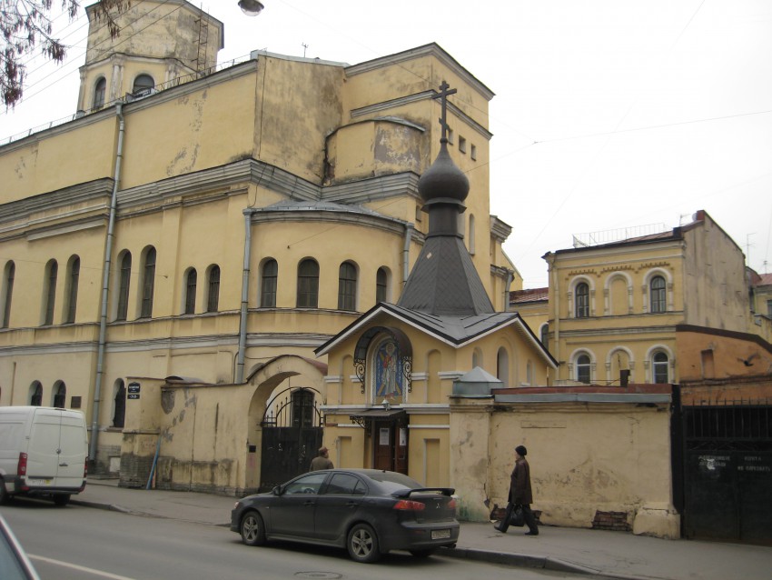 Часовня Андрея Первозванного, Центральный район (Санкт-Петербург, г. Санкт-Петербург). общий вид в ландшафте