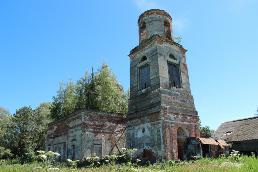 Церковь Вознесения Господня, Поречье (Сонковский район, Тверская область). общий вид в ландшафте