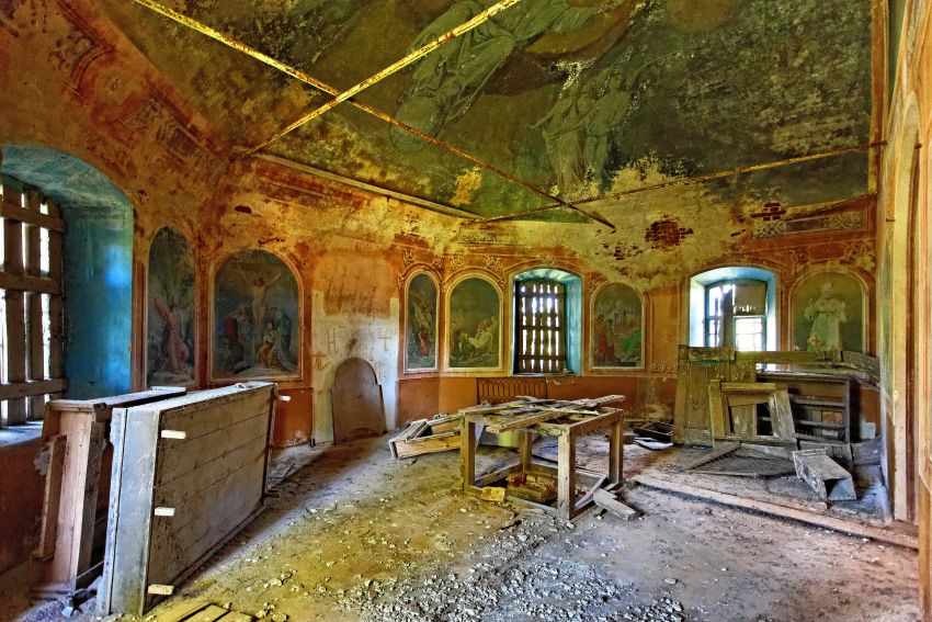 Церковь Тихвинской иконы Божией Матери, Синёво-Дуброво (Сонковский район, Тверская область). интерьер и убранство