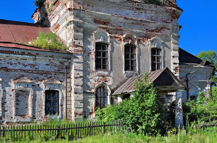 Церковь Тихвинской иконы Божией Матери, Синёво-Дуброво (Сонковский район, Тверская область). архитектурные детали