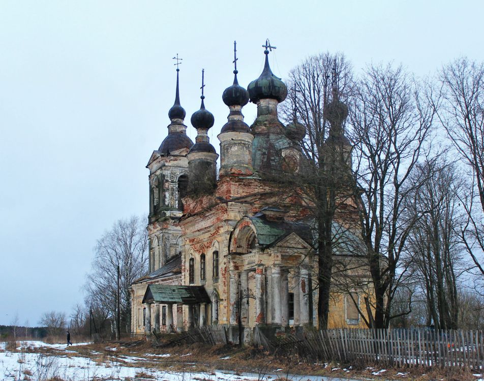 Синёво-Дуброво. Церковь Тихвинской иконы Божией Матери. фасады