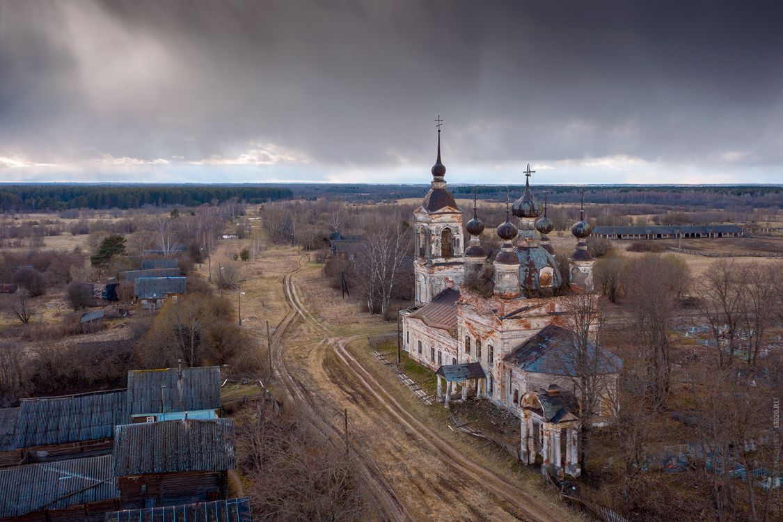 Церковь Тихвинской иконы Божией Матери, Синёво-Дуброво (Сонковский район, Тверская область). общий вид в ландшафте