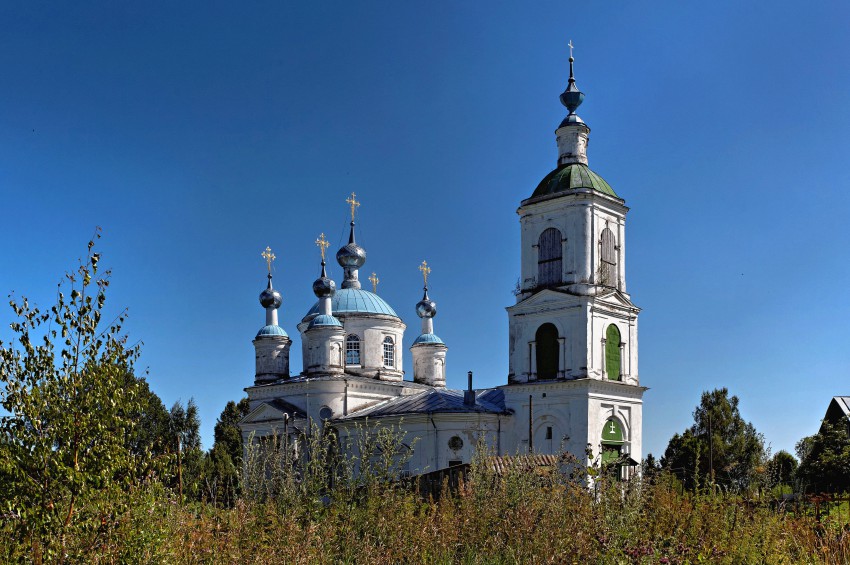 Храм Воздвижения Креста в Тверской области