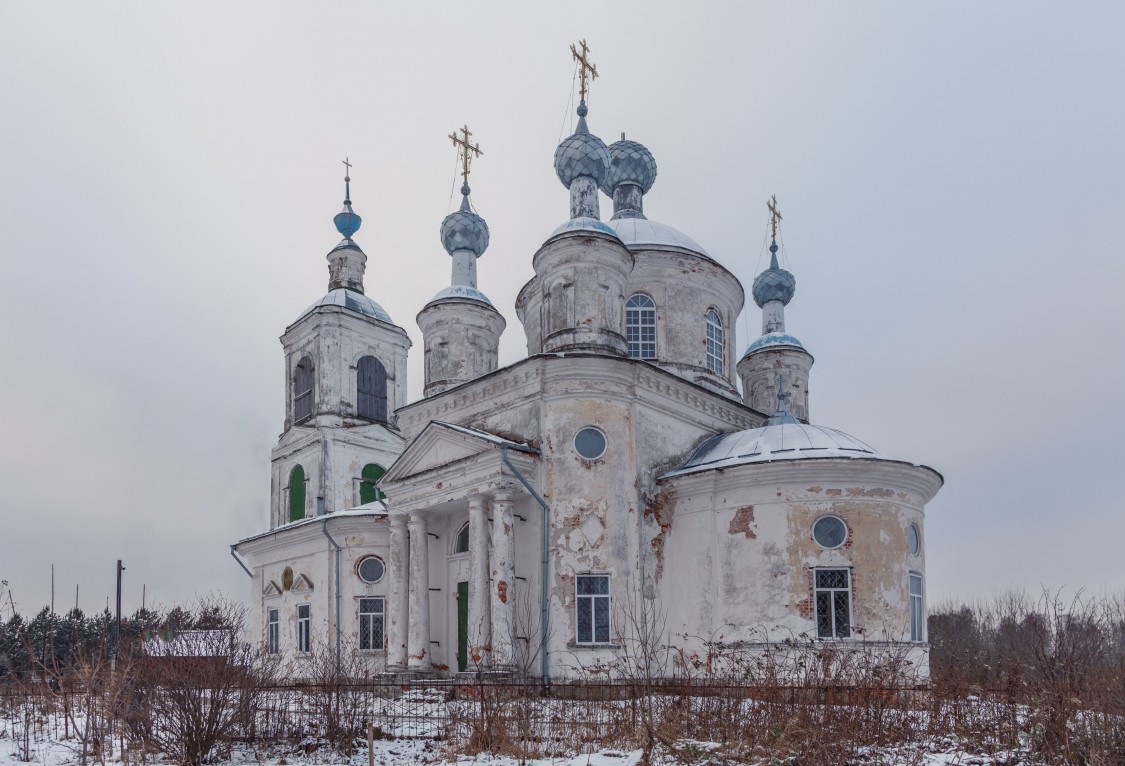 Поводнево. Церковь Воздвижения Креста Господня. фасады