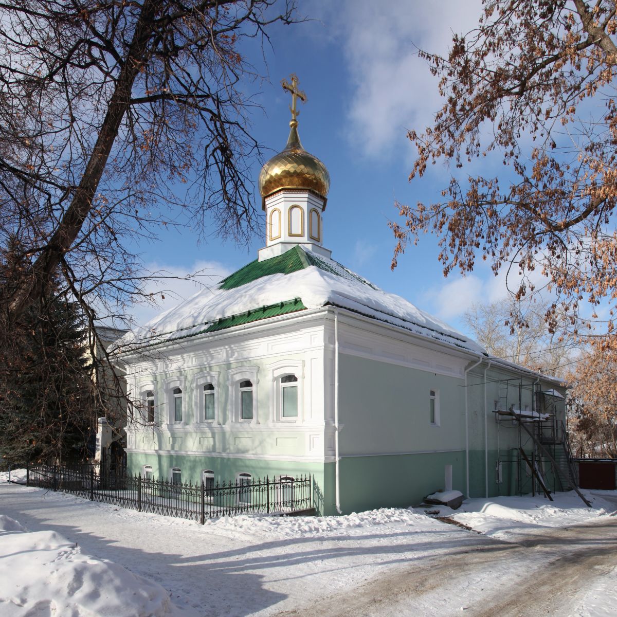 Церковь Иоанна Кронштадтского, Реж (Режевской район (Режевской ГО), Свердловская область). фасады, Вид с юго-востока