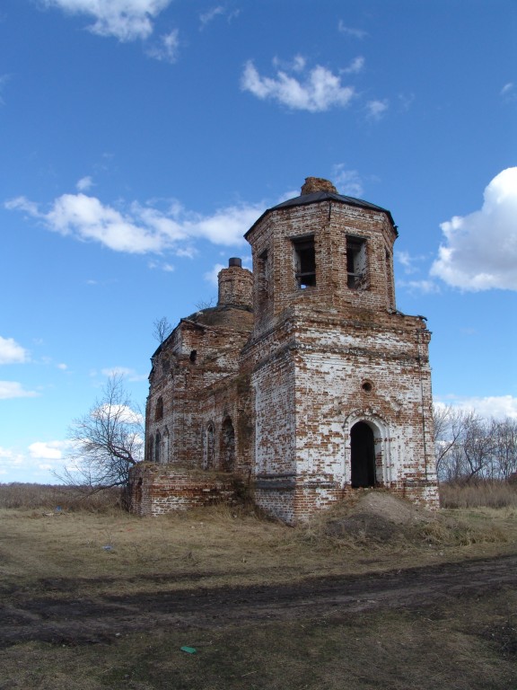 Куларово. Церковь Происхождение честных древ Креста Господня. фасады