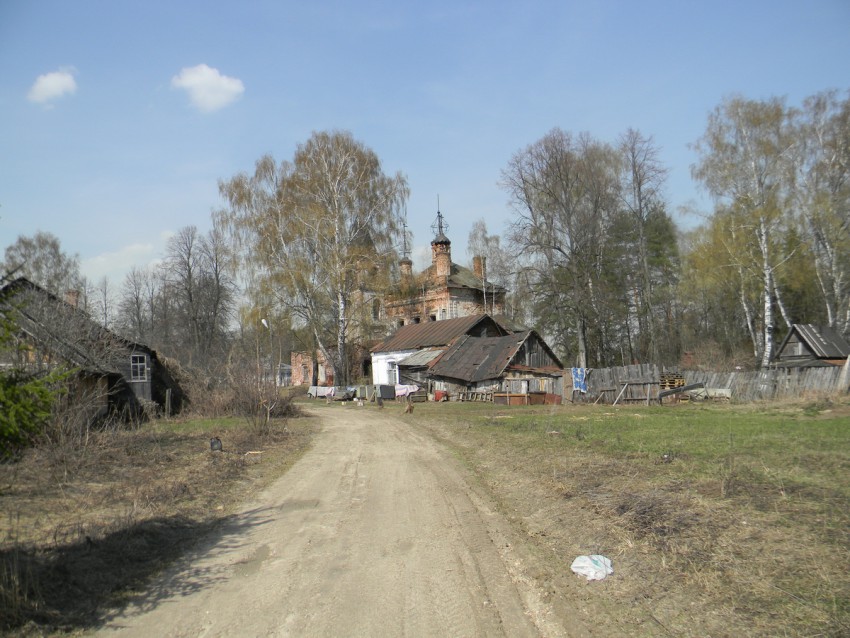 Церковь Иоанна Предтечи, Маслово (Лежневский район, Ивановская область). общий вид в ландшафте