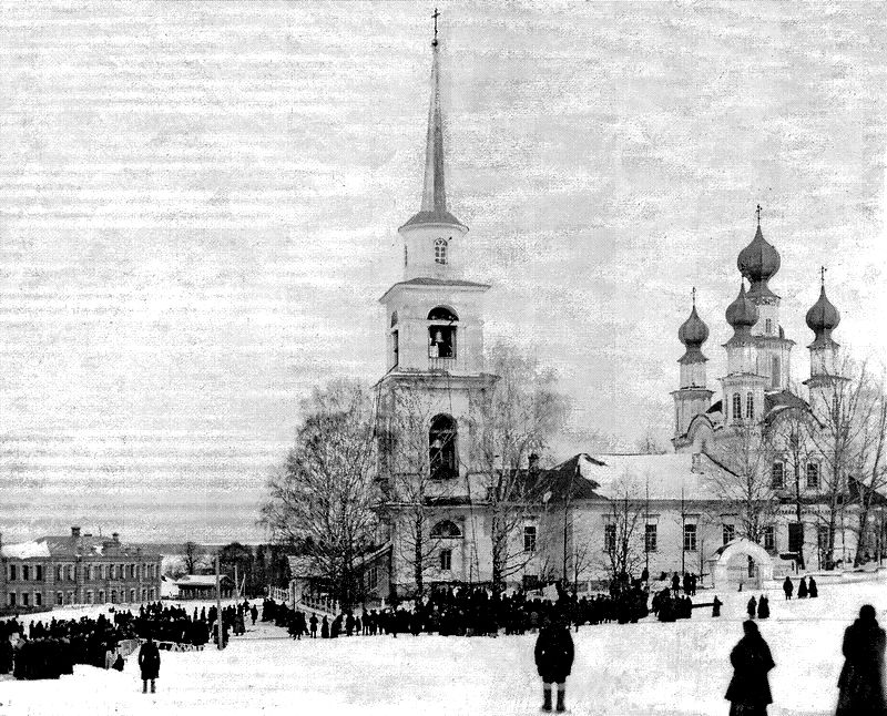 Церковь Илии Пророка, Ильинский (Ильинский район, Пермский край). архивная фотография, фото с сайта http://kniga.pmem.ru/4-4-krest-otca-nikolaya.htm