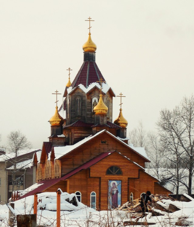 Чегдомын. Церковь Новомучеников и исповедников Церкви Русской. фасады, п.Чегдомын 2013 г.