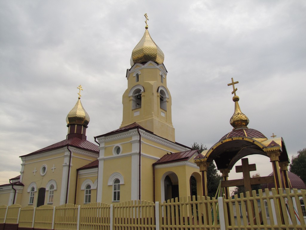 Мстиславль. Церковь Воздвижения Креста Господня. фасады