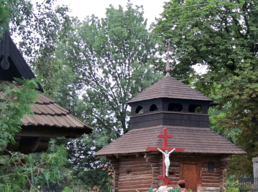 Церковь Благовещения Пресвятой Богородицы, Коломыя (Коломыйский район, Украина, Ивано-Франковская область). архитектурные детали, звонница, вид с северо-востока