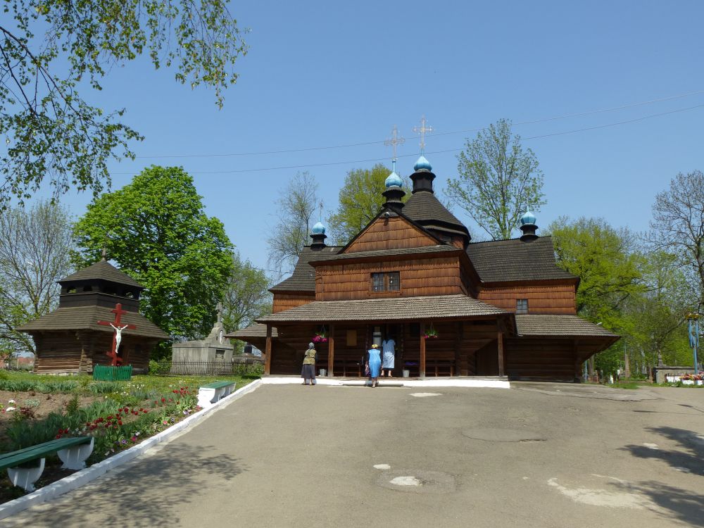 Церковь Благовещения Пресвятой Богородицы, Коломыя (Коломыйский район, Украина, Ивано-Франковская область). фасады