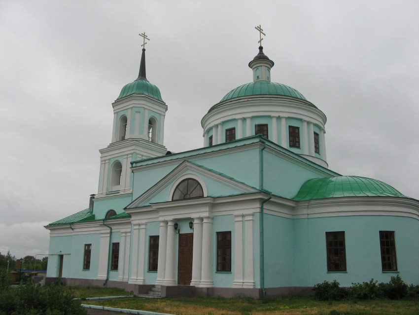 Никольское (Русское Никольское). Церковь Николая Чудотворца. фасады