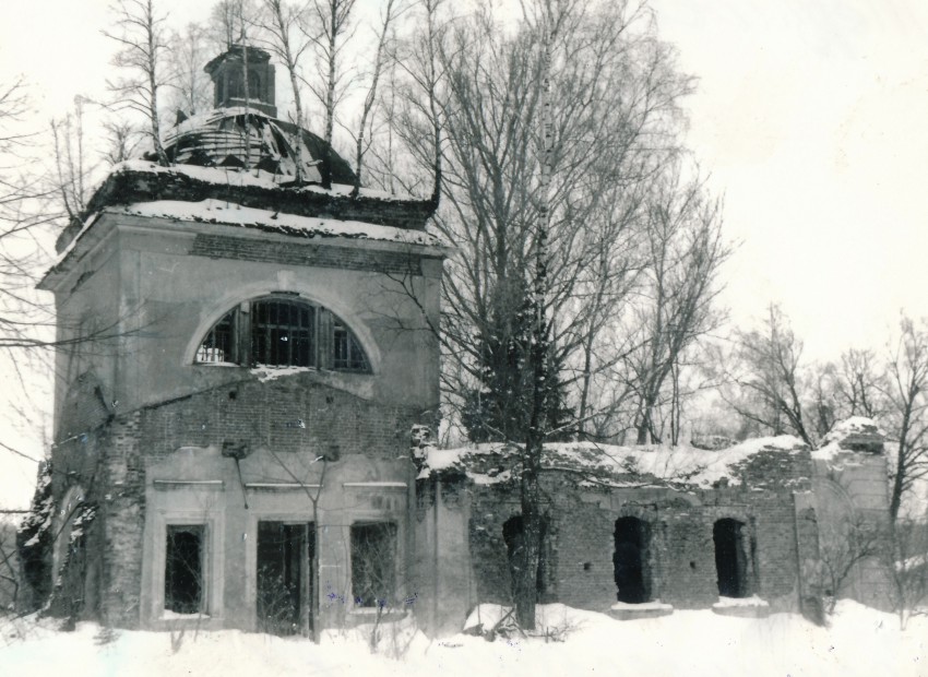 Мерзлово. Церковь Воскресения Словущего. фасады