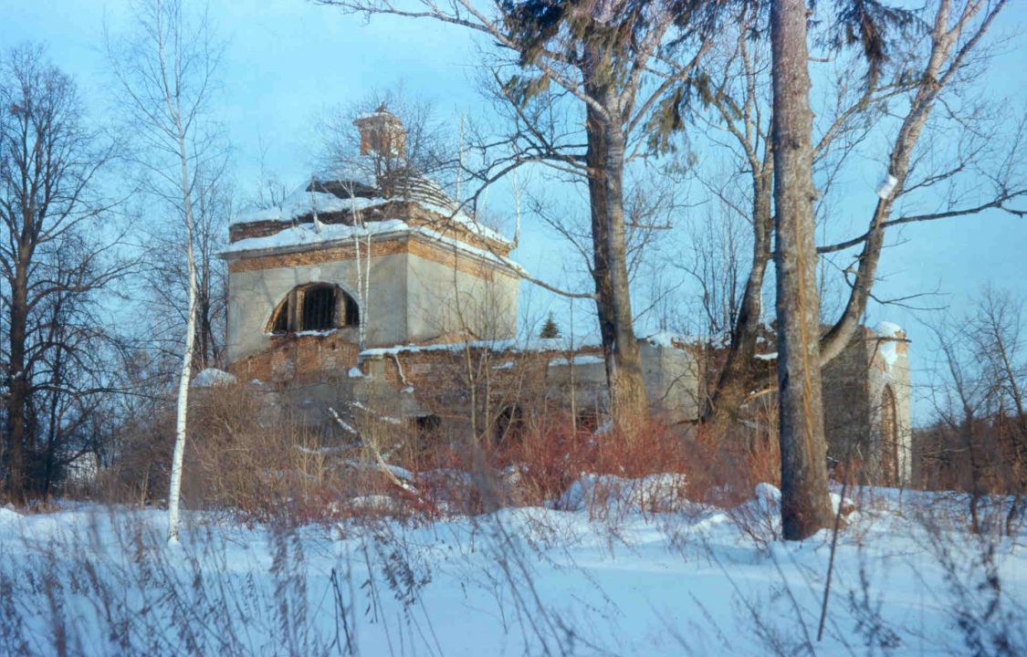 Мерзлово. Церковь Воскресения Словущего. фасады