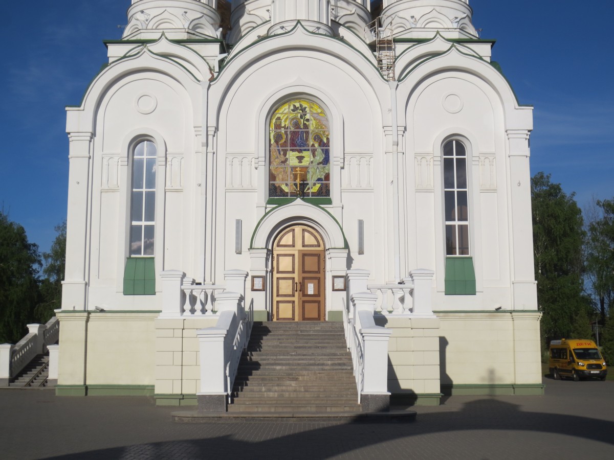 Тамбов. Церковь Троицы Живоначальной (новая). архитектурные детали