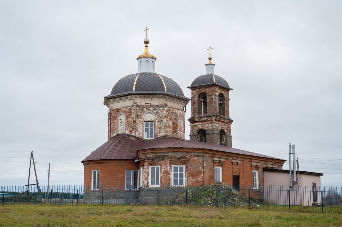 Церковь Германа Казанского, Тюбяк-Чекурча (Арский район, Республика Татарстан). фасады