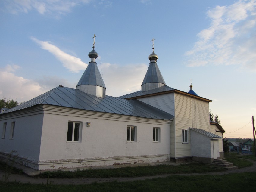 Церковь Покрова Пресвятой Богородицы, Шатракасы (Моргаушский район, Республика Чувашия). фасады