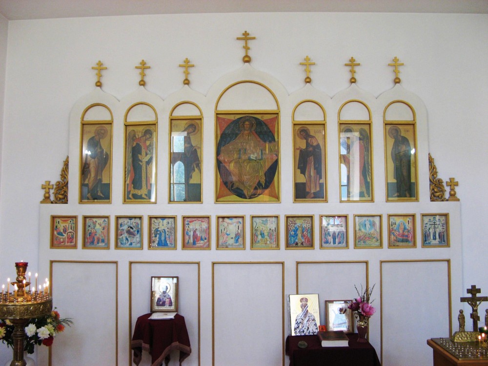 Часовня Иоанна Златоуста, Златоуст (Златоуст, город, Челябинская область). интерьер и убранство, Иконостас часовни