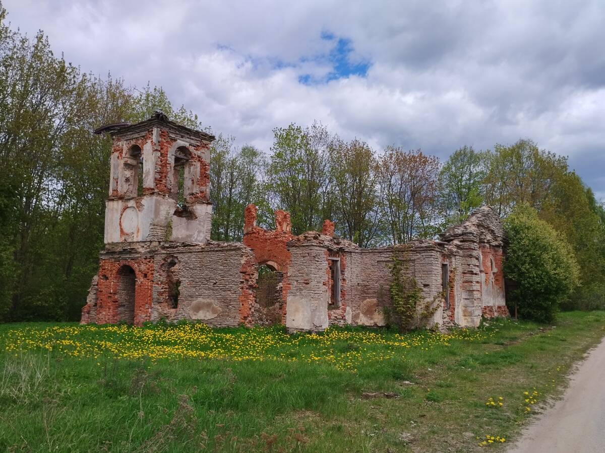 Верхолино (Верхние Олины). Церковь Илии Пророка. фасады