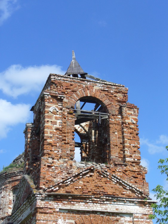Церковь Петра и Павла, Танькино (Кукморский район, Республика Татарстан). архитектурные детали, Колокольня. 