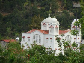 Педулас. Церковь Михаила Архангела