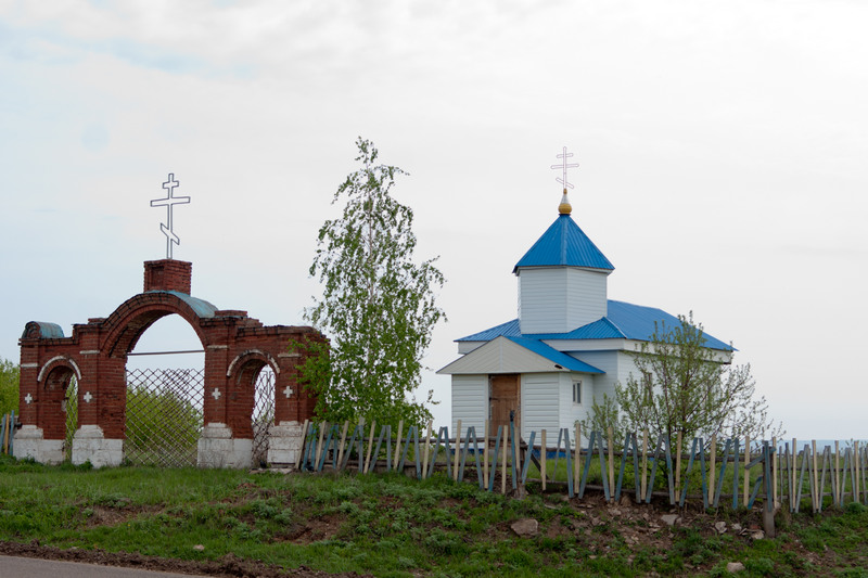 Малмыжка. Церковь Сергия Радонежского. общий вид в ландшафте