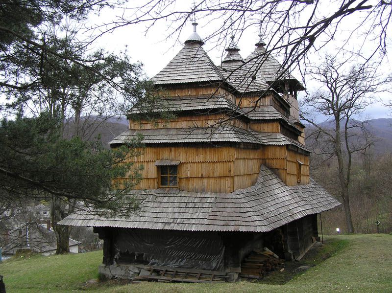 Покровский скит. Церковь Покрова Пресвятой Богородицы, Кострина (Великоберезнянский район, Украина, Закарпатская область). фасады