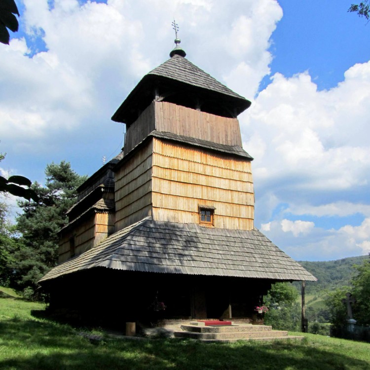 Покровский скит. Церковь Покрова Пресвятой Богородицы, Кострина (Великоберезнянский район, Украина, Закарпатская область). фасады, вид с запада