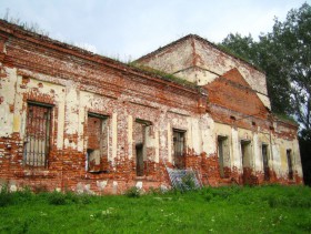 Троицкое-Бачурино. Церковь Троицы Живоначальной