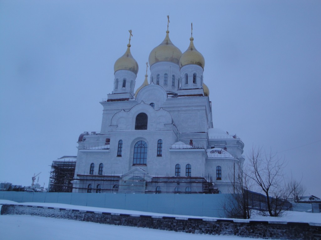 Кафедральный собор Михаила Архангела, Архангельск (Архангельск, город, Архангельская область). фасады, Вид собора с юга, со стороны Северной Двины