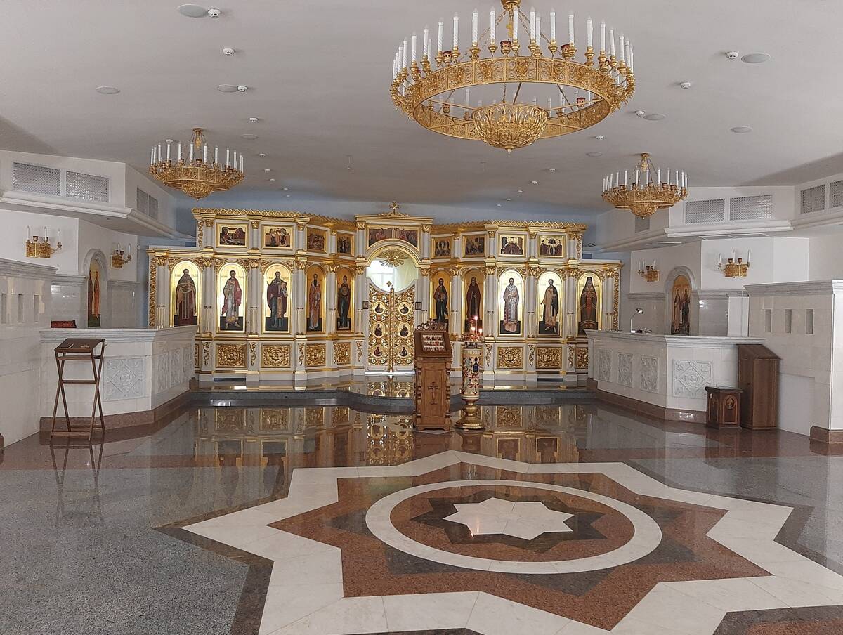 Кафедральный собор Михаила Архангела, Архангельск (Архангельск, город, Архангельская область). интерьер и убранство, Нижний храм