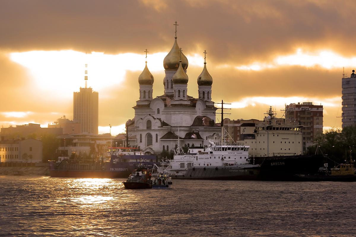 общий вид в ландшафте. Кафедральный собор Михаила Архангела, Архангельск (Архангельск, город, Архангельская область)