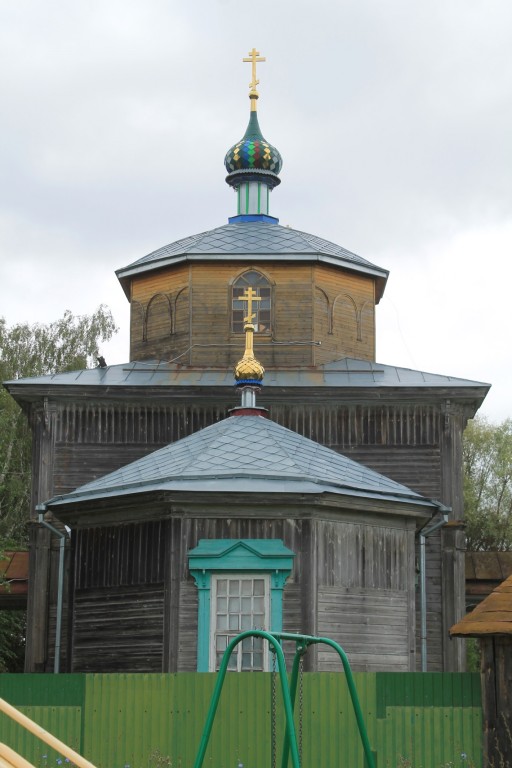 Церковь Троицы Живоначальной, Большое Карачкино (Моргаушский район, Республика Чувашия). фасады, Фасады