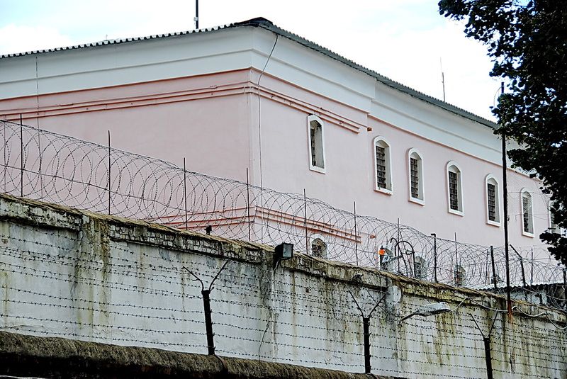 Тула. Церковь Покрова Пресвятой Богородицы при тюремном замке. фасады