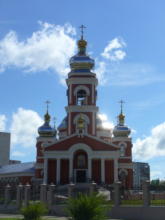Приволжский район. Церковь Серафима Саровского. фасады