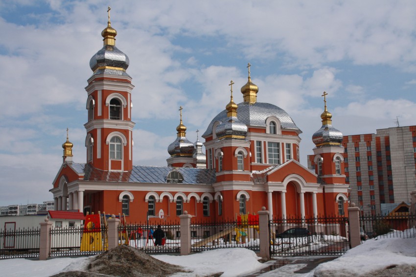 Приволжский район. Церковь Серафима Саровского. фасады