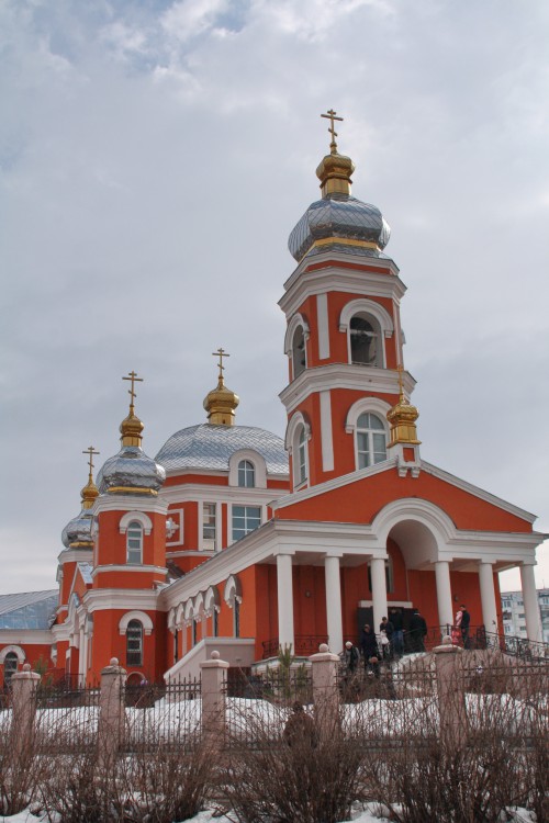 Приволжский район. Церковь Серафима Саровского. фасады