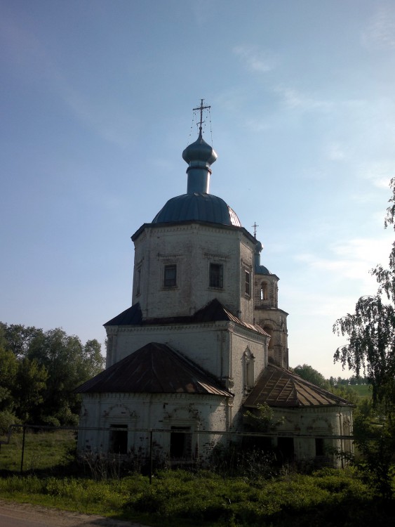 Соловцово. Церковь Смоленской иконы Божией Матери. фасады